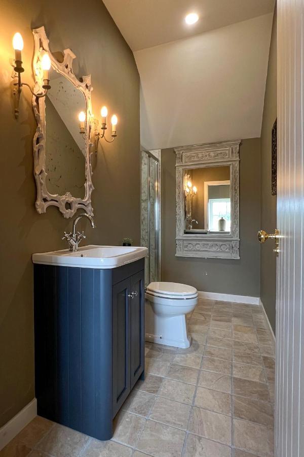 Converted Victorian Coach House With Hot Tub Stewartstown Esterno foto