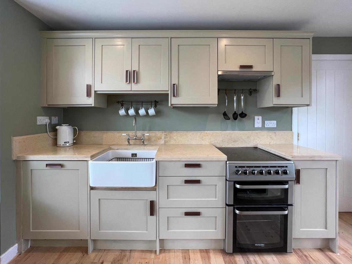 Converted Victorian Coach House With Hot Tub Stewartstown Esterno foto